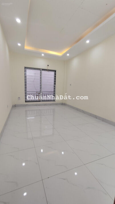 Không có căn thứ 2! Bán nhà xây mới 33m2x5T trung tâm Phú Lương/ôtô đỗ cách chỉ 30m/Pháp lý chuẩn