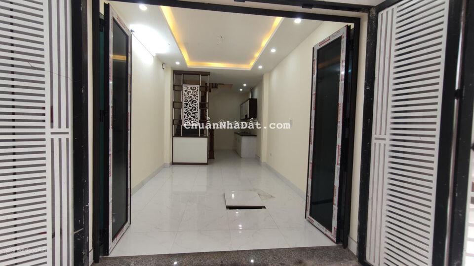 Không có căn thứ 2! Bán nhà xây mới 33m2x5T trung tâm Phú Lương/ôtô đỗ cách chỉ 30m/Pháp lý chuẩn