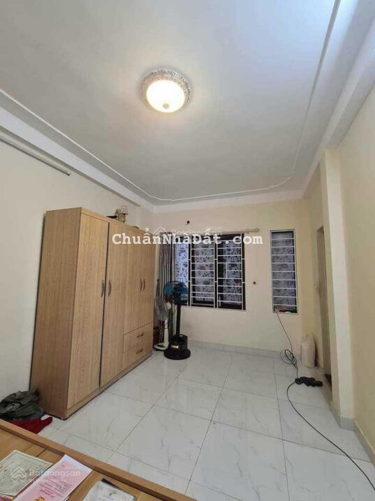 Chuyển công tác chủ nhà cần bán nhà ô tô đỗ cổng 33m2x4 tầng ngay trung tâm phường Phú Lương
