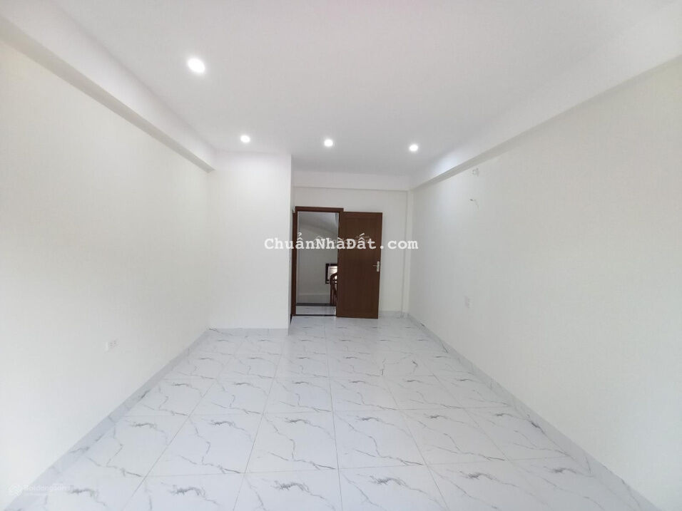 Cực hiếm! Bán nhà xây mới hiện đại/vuông vắn/2 mặt thoáng tại Kiến Hưng- Hà Đông 34m2x4 tầng + lửng
