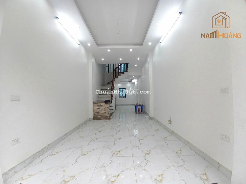 Nhà lô góc 2 mặt ngõ thông ô tô đi qua gần ĐH Đại Nam HĐ 40m2 4T