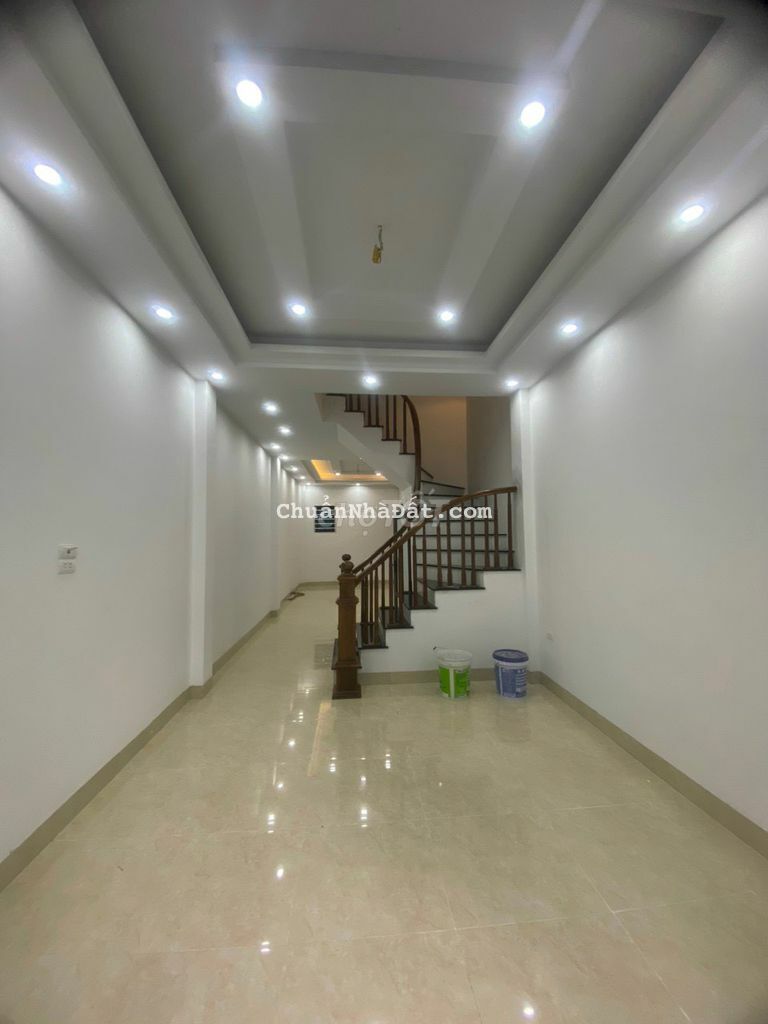 Nhà 1.98 tỷ gần cầu mai lĩnh, 4 tầng (40m2) ô tô lùi cửa