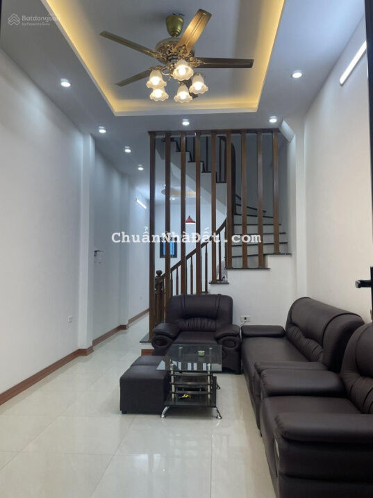 Hàng xóm Đô Nghĩa 40m2x4 tầng mới đẹp hiện đại 3 tỷ tổ 12 Yên Nghĩa cạnh ĐH Phenikaa. Lh 0362088669