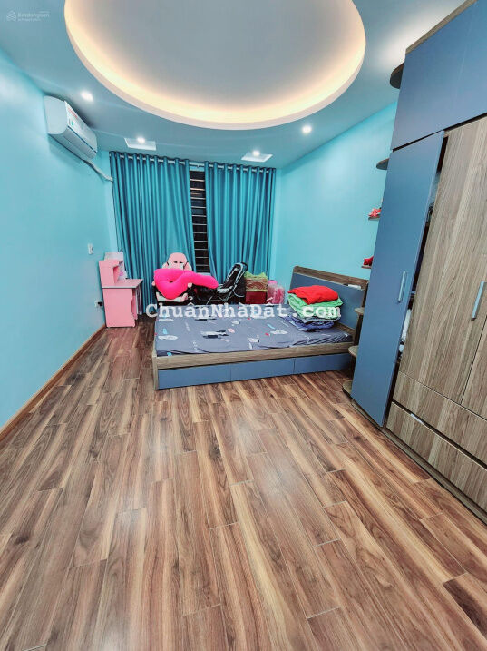 Bán nhà Tô Hiệu Hà Đông, 2 thoáng, ngõ thông, nhà đẹp ở ngay, 40m2, 4 tỷ