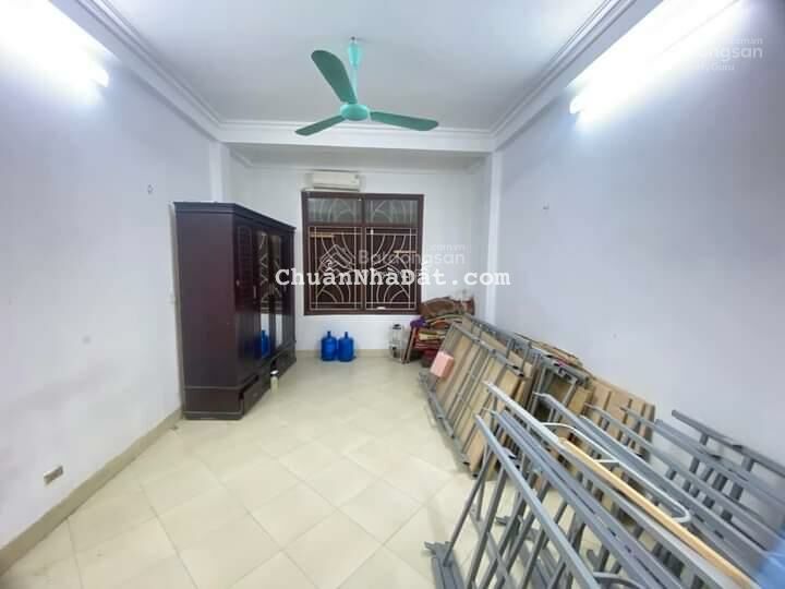 BÁN NHÀ PHỐ AN HÒA, HÀ ĐÔNG, NGÕ THÔNG Ô TÔ VÀO NHÀ, 40Mx 4T GIÁ CHỈ HƠN 5 TỶ.