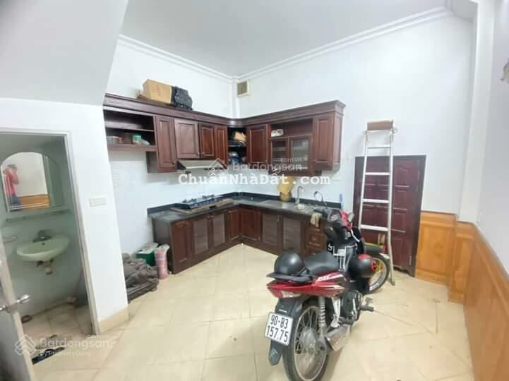 BÁN NHÀ PHỐ AN HÒA, HÀ ĐÔNG, NGÕ THÔNG Ô TÔ VÀO NHÀ, 40Mx 4T GIÁ CHỈ HƠN 5 TỶ.