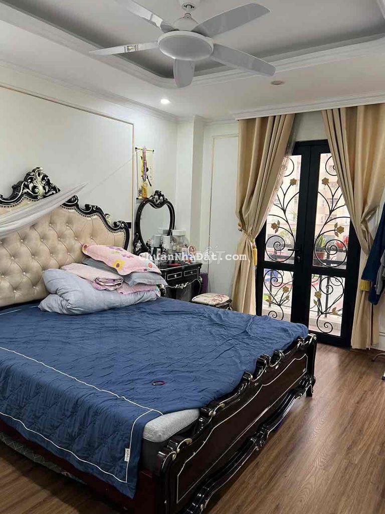 LK dát vàng 72x6 tầng thang máy Kiến Hưng tặng nội thất 5 tỷ. hơn 10ty