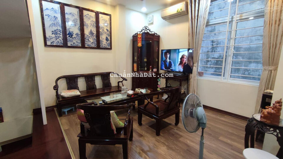 Nhà Bà Triệu Hà Đông, phân lô, ô tô, nhà đẹp ở ngay, 3 thoáng, 45m, MT 4,5m, 4,6 tỷ