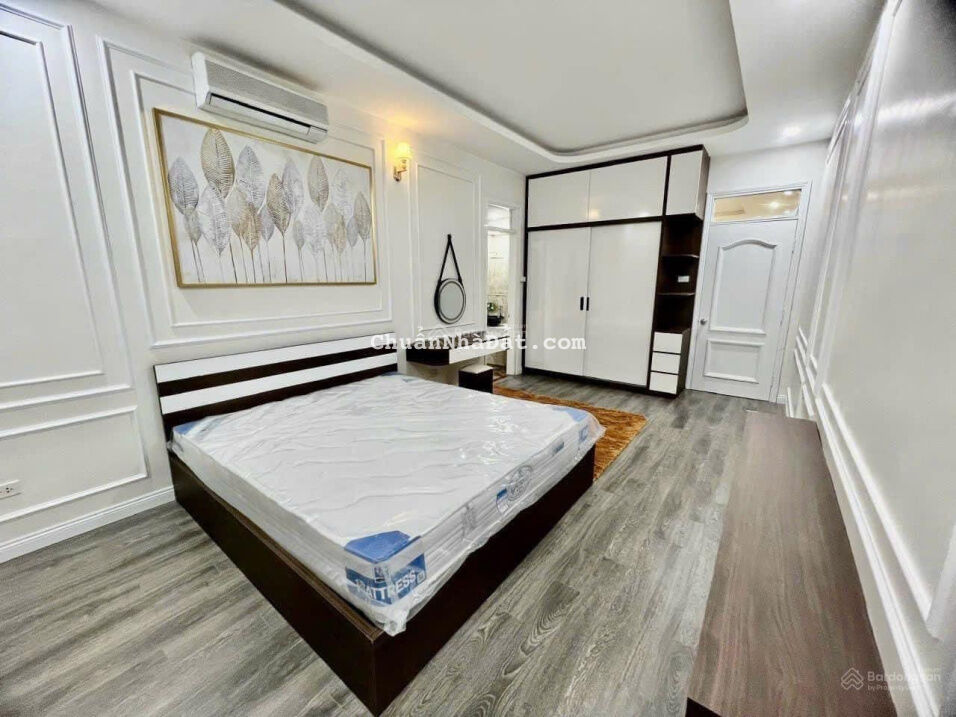 Bán nhà ở Văn Quán Hà Đông 5tỷ ôtô vào nhà 45m2x4T MT 3,8m 2 mặt ngõ thoáng, vị trí quá đẹp. Quá rẻ