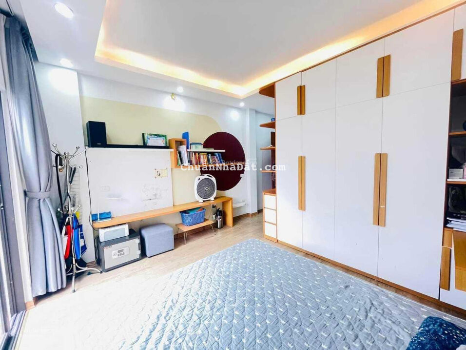 Bán nhà Lê Lợi, Hà Đông, dân xây, 1 nhà ra phố, 45m2 x 4T, 5,2 tỷ