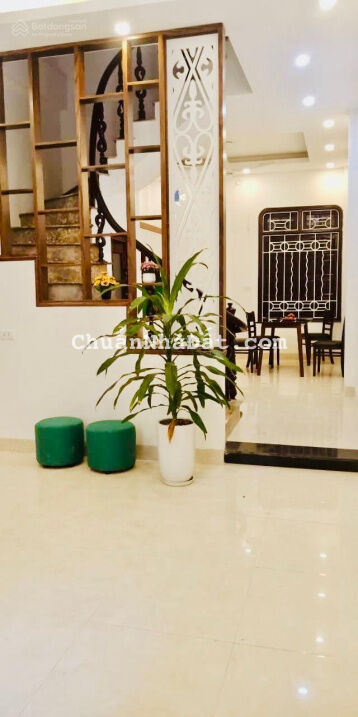 Nhà đẹp giá tốt ở Văn Quán,Hà Đông.45m2.4T.MT3,8m.2 mặt ngõ ô tô.Gần đường Trần Phú,ga Phùng Khoang