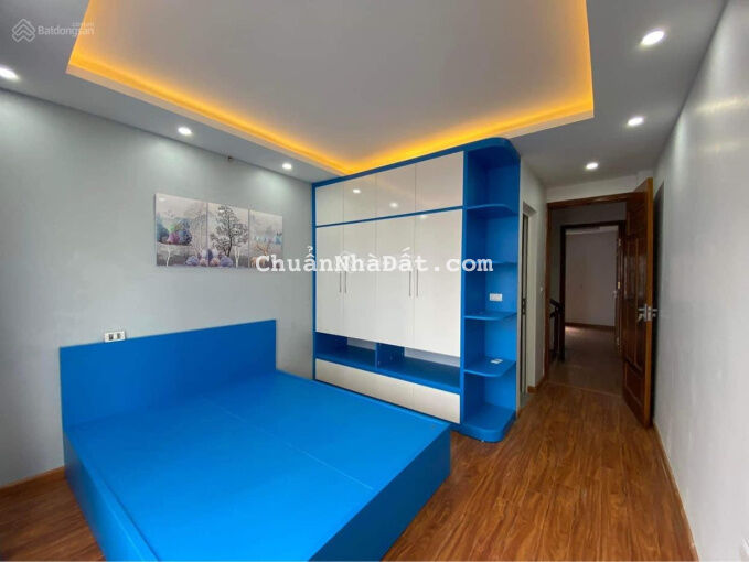 Bán nhà Lê Trọng Tấn Hà Đông 45m2 x 5T gara ô tô, kinh doanh sầm uất chỉ hơn 5 tỷ