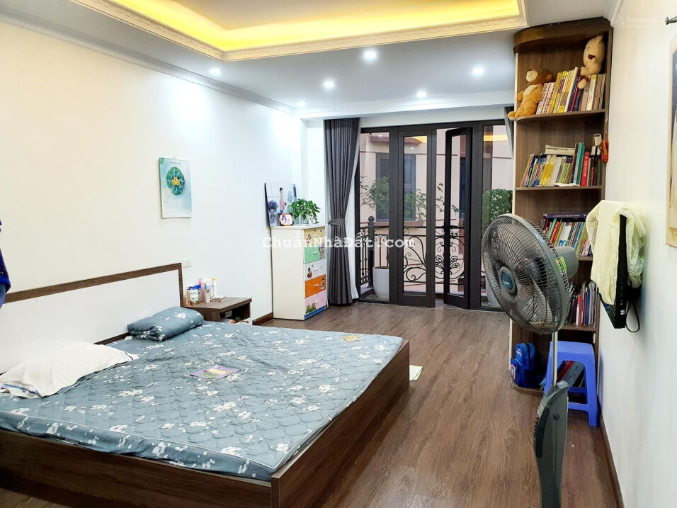 Bán nhà Ngô Quyền, Hà Đông 46m2x2 tầng ô tô đỗ cửa nhỉnh 4 tỷ, liên hệ 0975385981