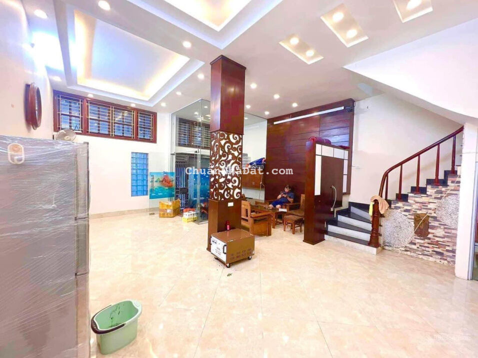 Bán nhà Ngô Quyền, Hà Đông 46m2x2 tầng ô tô đỗ cửa nhỉnh 4 tỷ, liên hệ 0975385981