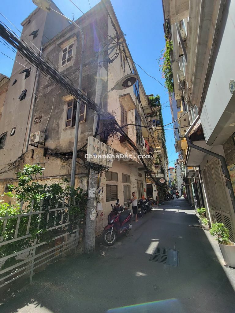 Giá sập sàn! Nhà Trần Phú, phân lô oto, 3 thoáng, KD đỉnh, 46m2*3T Giá sập sàn! Nhà Trần Phú, phân lô oto, 3 thoáng, KD đỉnh, 46m2*3T