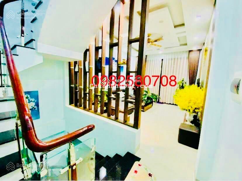 Bán nhà ở Đìa Lão, Kiến Hưng, Hà Đông. 50m2.4T.MT4m.Phân lô vỉa hè,ô tô tránh,full nội thất ở luôn.