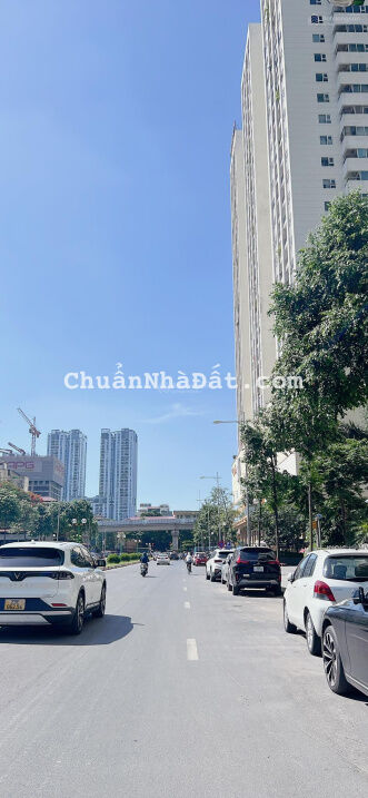 Bán gấp nhà 5T, phân lô, vỉa hè sát chung cư Hồ Gươm Plaza, Mỗ Lao, DT 54m2, MT 4m, giá nhỉnh 14 tỷ Bán gấp nhà 5T, phân lô, vỉa hè sát chung cư Hồ Gươm Plaza, Mỗ Lao, DT 54m2, MT 4m, giá nhỉnh 14 tỷ