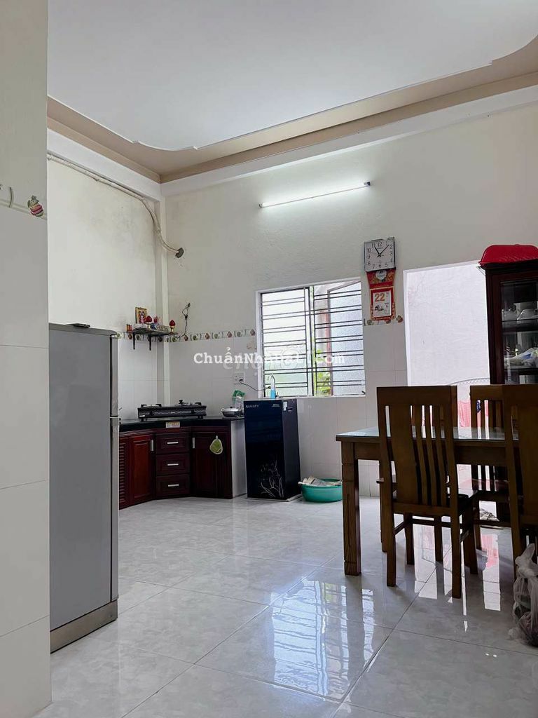 NHÀ ĐỖ 2 SÀN TẦNG, ĐƯỜNG 7,5m SÁT NGUYỄN HỒNG ÁNH