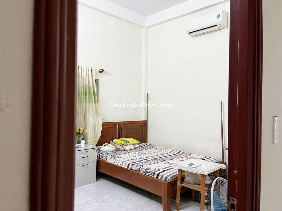 NHÀ ĐỖ 2 SÀN TẦNG, ĐƯỜNG 7,5m SÁT NGUYỄN HỒNG ÁNH