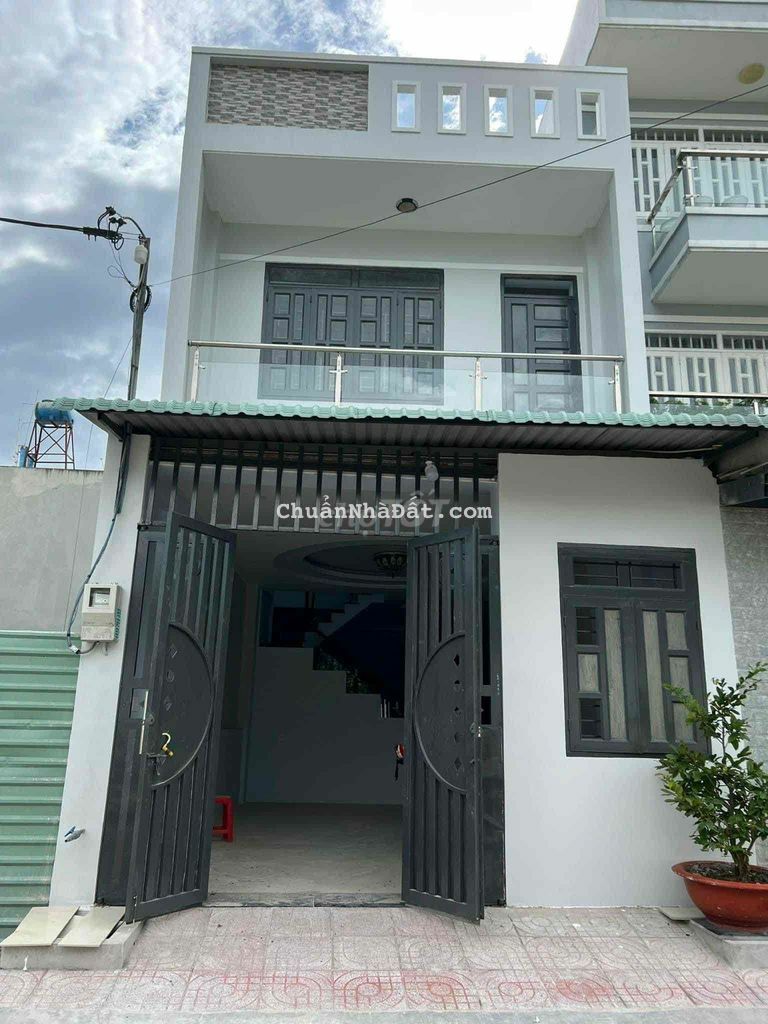 Giảm giá để bán nhà 1T1L 5x20m mt nhựa 8m phan văn hớn vào 100 gần cho Giảm giá để bán nhà 1T1L 5x20m mt nhựa 8m phan văn hớn vào 100 gần cho