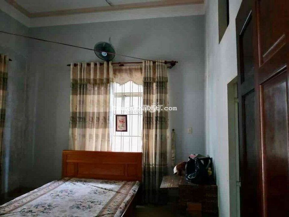 Chính chủ nhờ bán căn này để trả nợ cho con a/c giúp chú với ạ Chính chủ nhờ bán căn này để trả nợ cho con a/c giúp chú với ạ