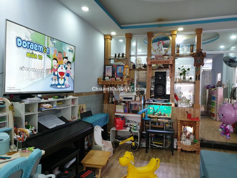 Nhà mặt tiền DT 4.75x25, gần chợ Xuân Thới Thượng-Hóc Môn