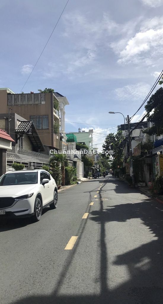 CẦN BÁN NHÀ 2 LẦU 4PN 126M2 HXH SÁT MT BÀ ĐIỂM HÓC MÔN NHỈNH 4 TỶ CẦN BÁN NHÀ 2 LẦU 4PN 126M2 HXH SÁT MT BÀ ĐIỂM HÓC MÔN NHỈNH 4 TỶ