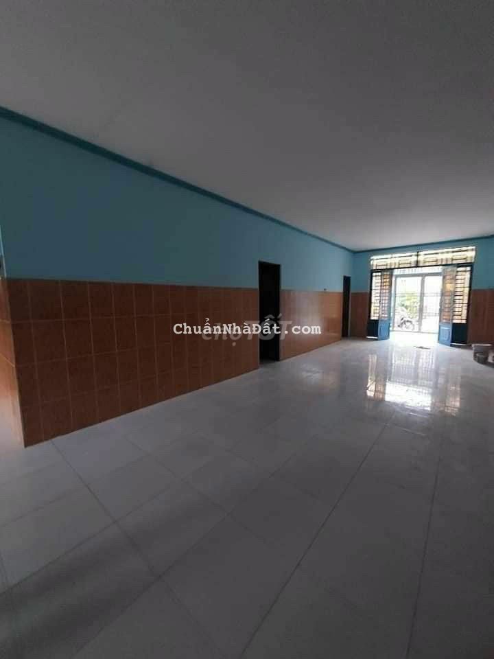 BÁN NHÀ CẤP 4 DIỆN TÍCH KHŨNG  SỔ ĐỎ RIÊNG ,XÃ THỚI TAM THÔN ,HÓC MÔN