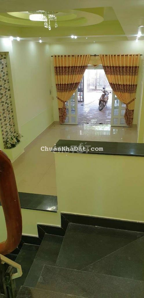 gửi ace mô giới  5x35 trệt lầu đường 6m  dân cư giáp ranh quận 12