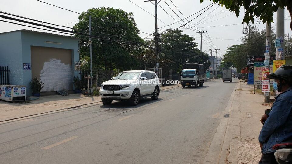 Nhà NGỘP 6m x 30m, mặt tiền Dương Công Khi, gần ngã 3 Giồng-HMon