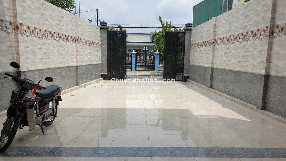 Xưởng mới 01 lầu 8m x 33m, mặt tiền Huỳnh Thị Mài, Tân Hiêp-Hóc Môn