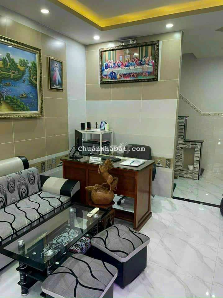 Cần bán gap nhà Mặt tiền