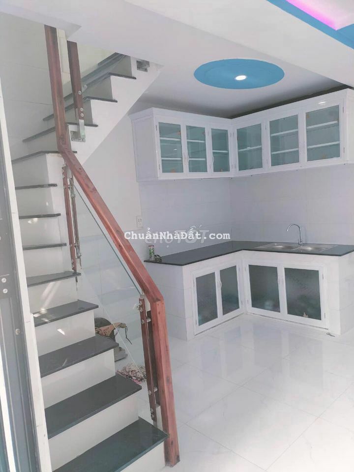 Cần Tiền Bán Gấp Nhà 1T 1L. DT 53m2, Đ.Ng Văn Bứa, Hóc Môn. Giá 1tỷ4 Cần Tiền Bán Gấp Nhà 1T 1L. DT 53m2, Đ.Ng Văn Bứa, Hóc Môn. Giá 1tỷ4