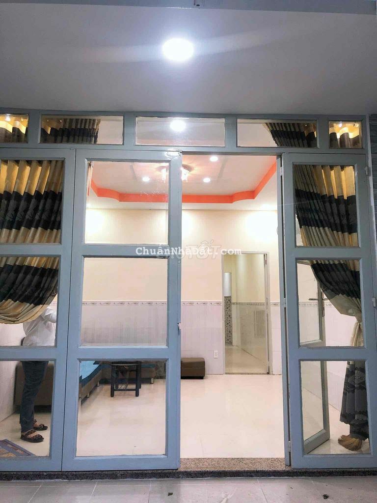 Nhà 4x15m, SHR gần Chợ Hóc Môn ấp Chánh 1 xã Tân Xuân