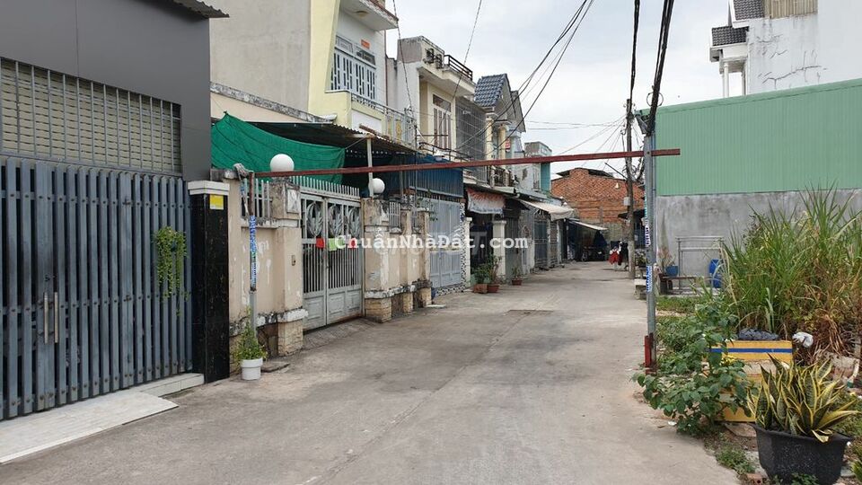 Nhà phố xinh 4x15, 01 lầu, hẻm Nguyễn Thị Ngâu, gần chợ Thới Tứ HMon