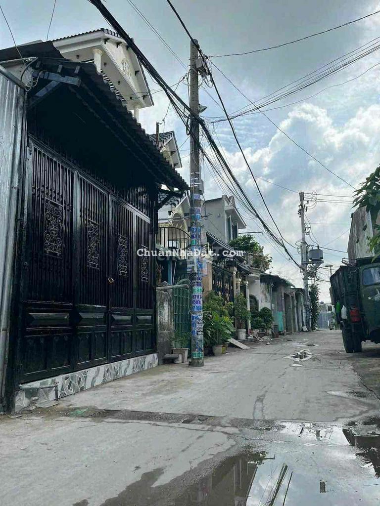 Nhà gác lửng mới đẹp đg 6m gần ngã tư nước đá 4x18m Shr