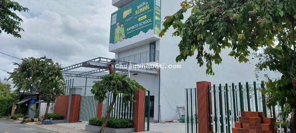 Nhà mặt tiêgn kinh doanh buôn bán đc 5*17shr ngay trương học Quốc tế Nhà mặt tiêgn kinh doanh buôn bán đc 5*17shr ngay trương học Quốc tế