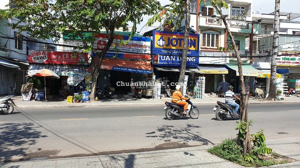 Nhà lầu 5x18m mặt tiền Nguyễn Ảnh Thủ, gần chợ Bà Điểm - Hóc Môn