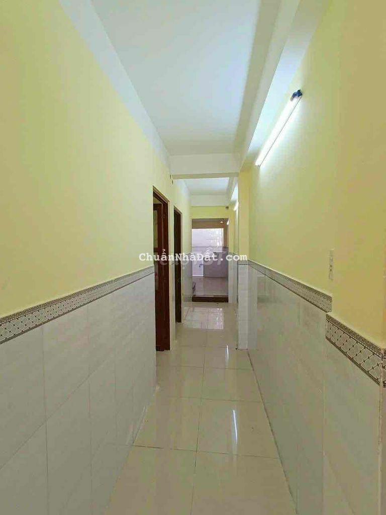 Nhà C4: 5m x19m, 2/ Võ Thị Hồi MT Nhựa gần Trạm Yte Xuân Thới Đông, HM