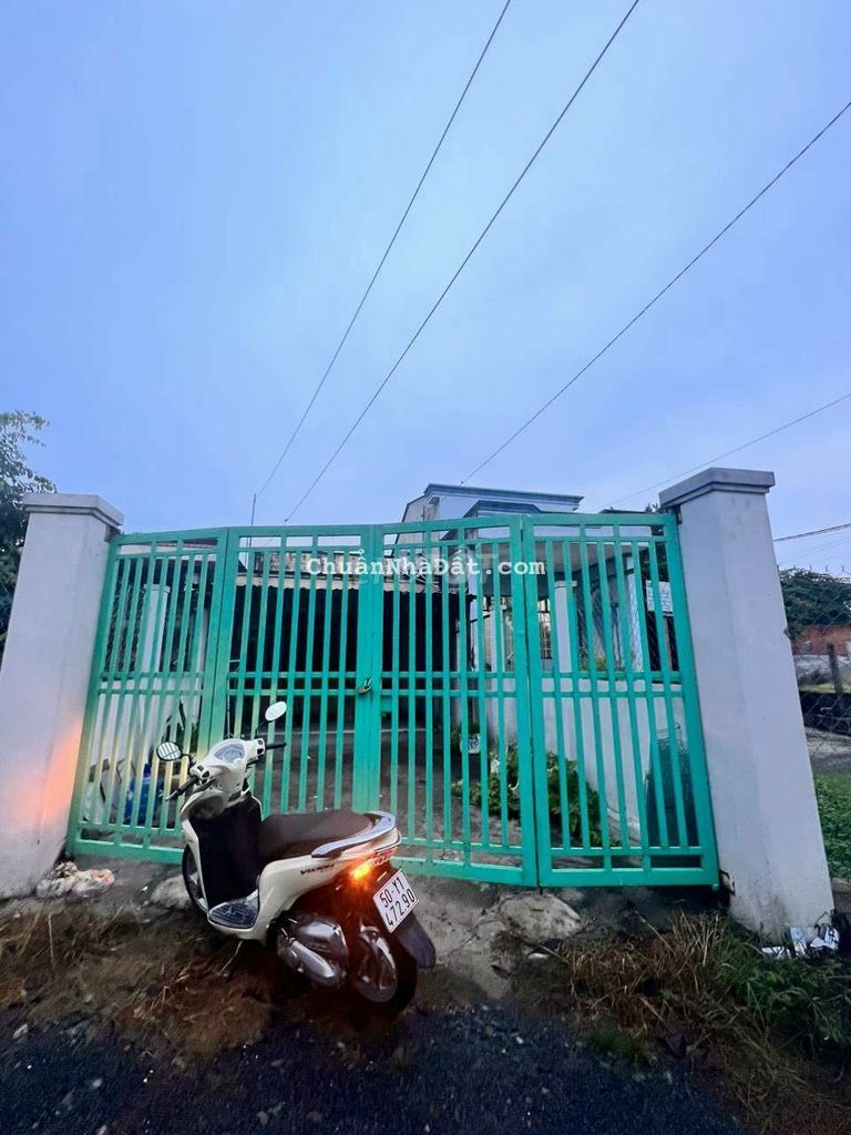 Nhà cấp bốn,sổ hồng riêng Nhà cấp bốn,sổ hồng riêng