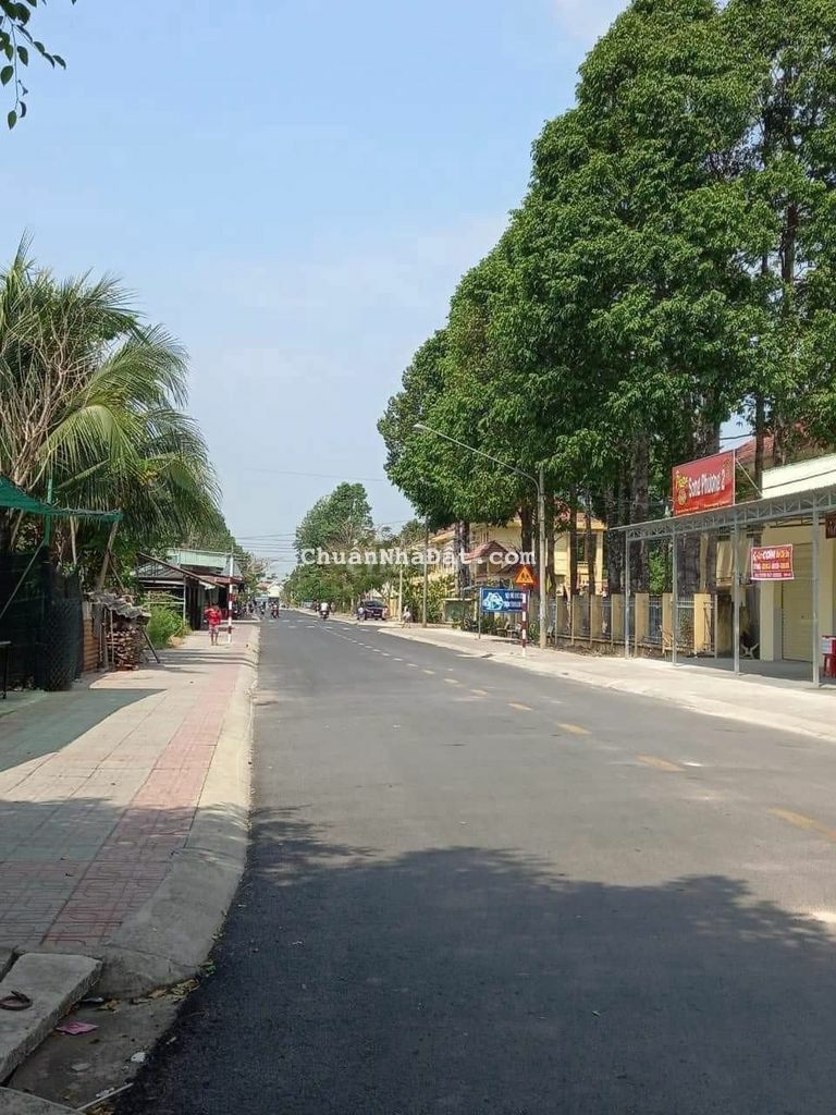 Bán nhà nguyên căn ngay UBND xã Tân Hiệp Hóc Môn 95m2 giá 620tr, SHr