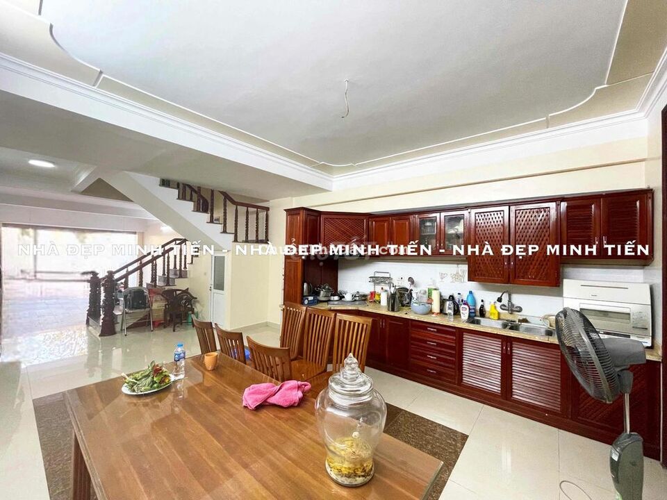 Nhà 4 tầng dân xây mặt đường 30m khu 193 Văn Cao chỉ 6.8 tỷ