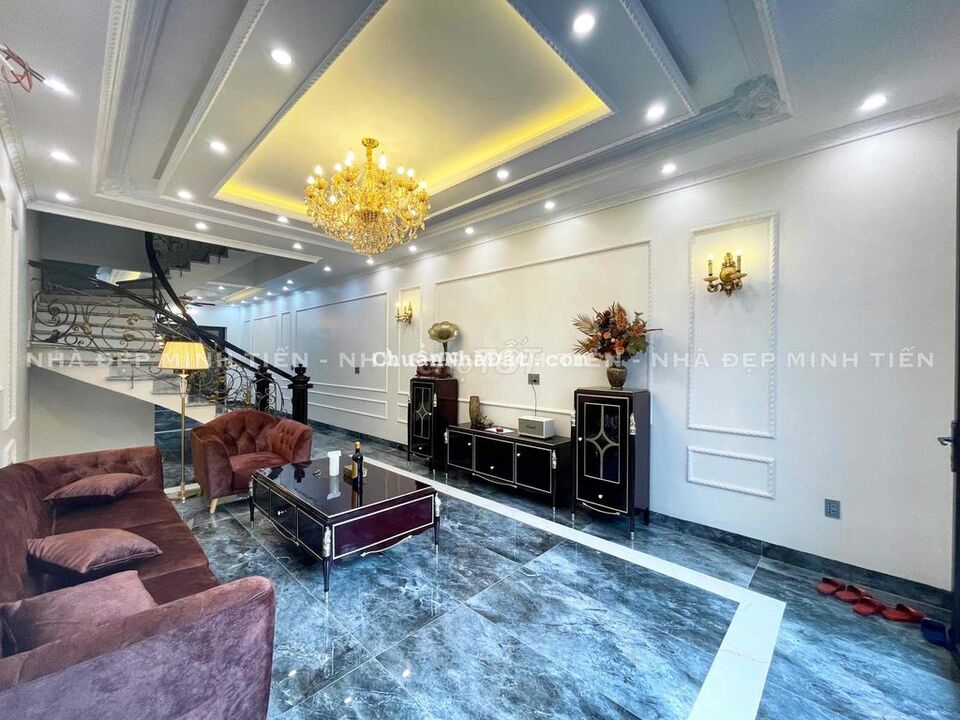 Nhà phố phân lô 193 Văn Cao view vườn hoa