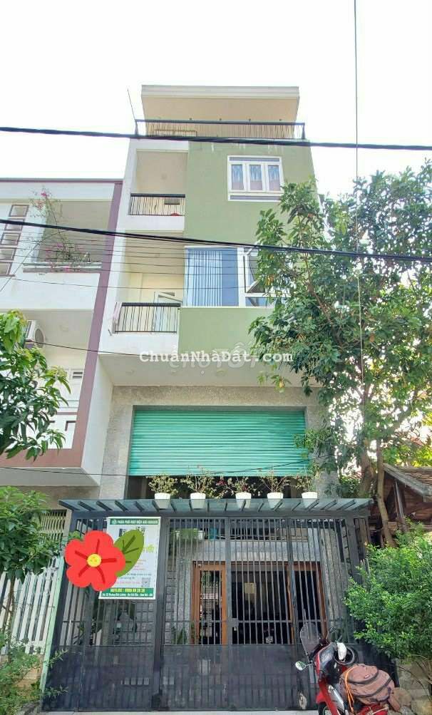 Bán nhà 4 tầng MT NGUYỄN THỊ MINH KHAI giá rẻ kinh doanh víp