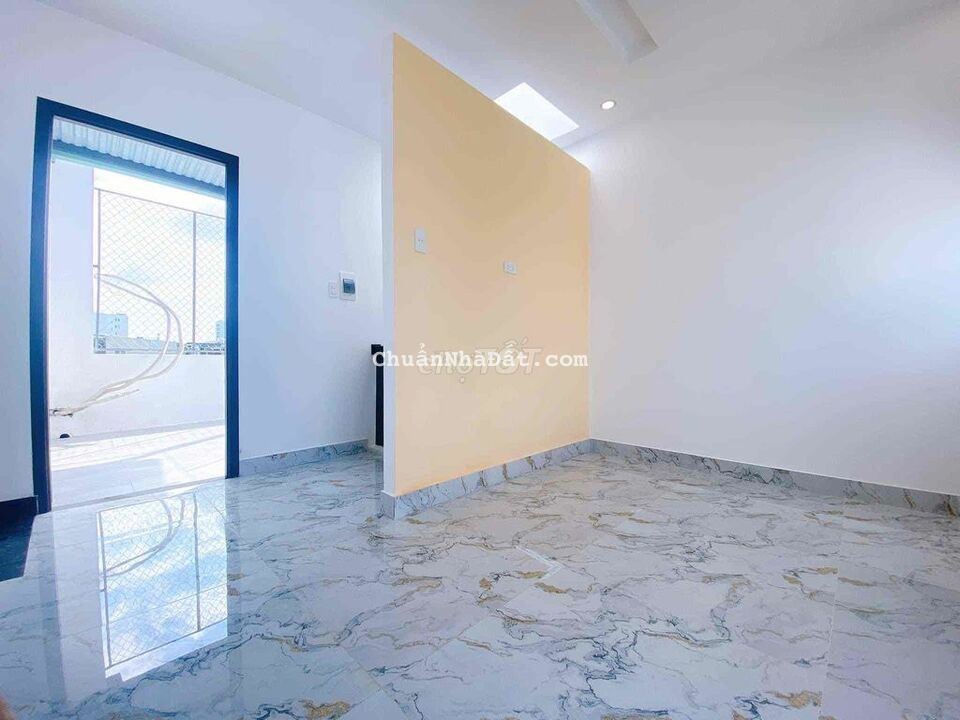 Nhà 3 tầng 3 mê full nội thất kiệt 3m thông thoáng Hoàng Diệu