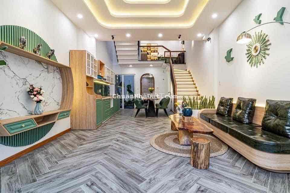 Nhà 4 tầng chủ cần bán gấp-