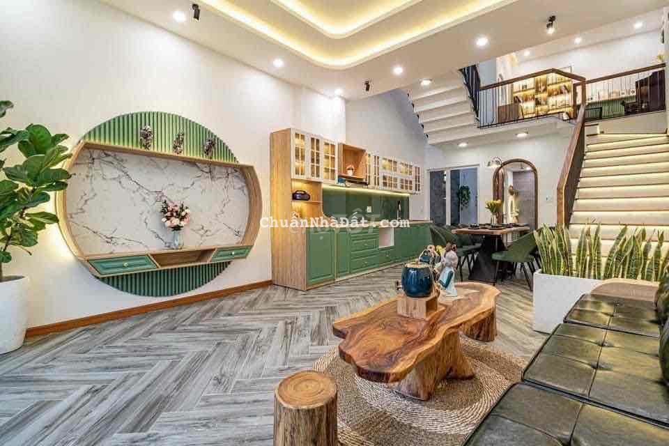 Nhà 4 tầng chủ cần bán gấp-