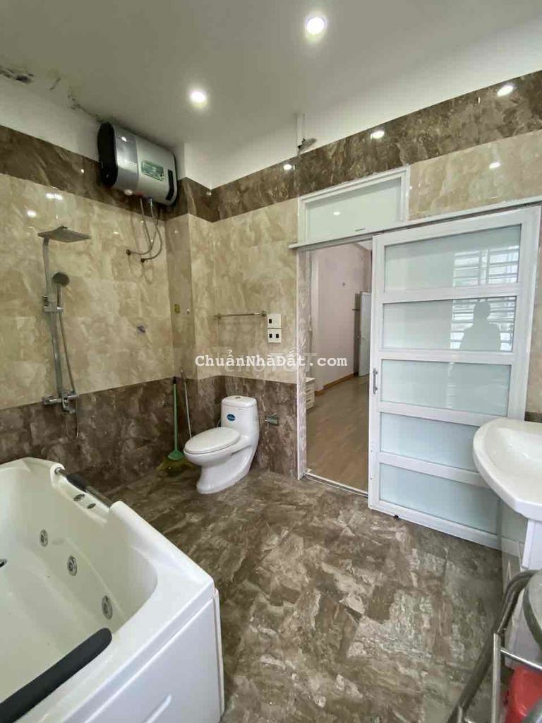 Bán nhà 2 tầng đường Nguyễn Tri Phương Quận Hải Châu Đà Nẵng đầu Tư