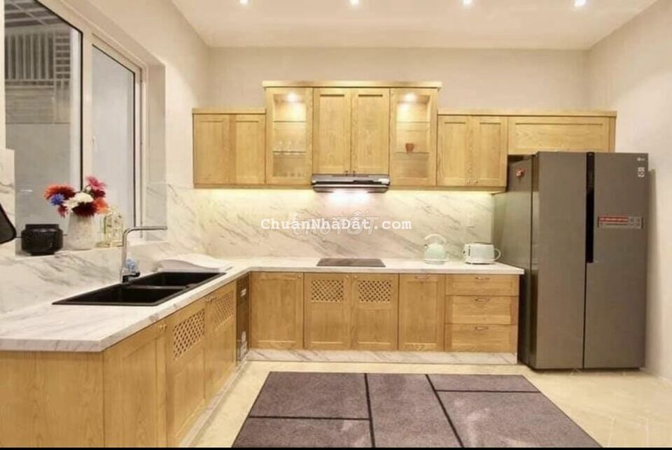 Sập 3 Tỷ Bán Gấp Nhà 3 Tầng Mặt Phố Lê Thanh Nghị- Kinh Doanh- 10.5 tỷ