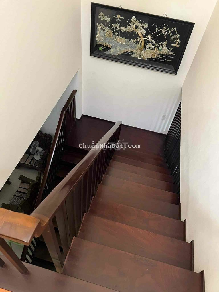 nhà đẹp 2 tầng mặt tiền 5m5 Lê đại hải châu nhà đẹp 2 tầng mặt tiền 5m5 Lê đại hải châu